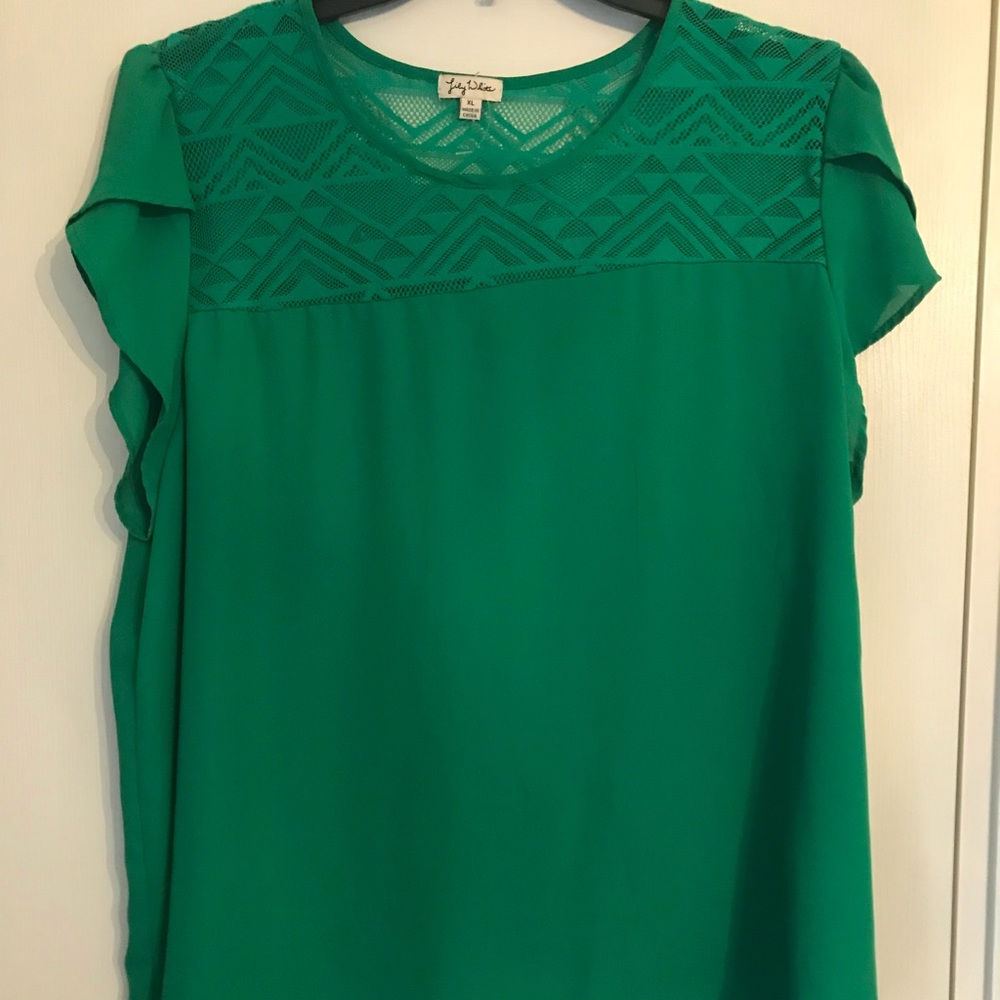 Lily White Top